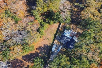 Discover Old Florida charm at 175 Wildwood Dr, Freeport, FL - photo 6