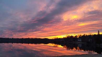 This Lake Winnipesaukee Access Home is waiting for you! The - photo 48