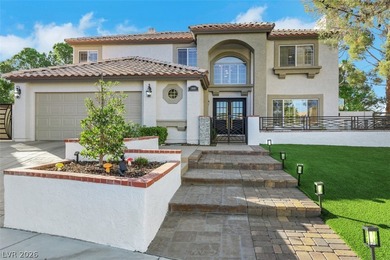 GORGEOUS HOME IN THE WONDERFUL COMMUNITY OF THE LAKES!!! THIS - photo 3