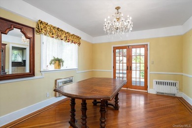 Beautifully Maintained 4-Bedroom Colonial Offering The Perfect - photo 11