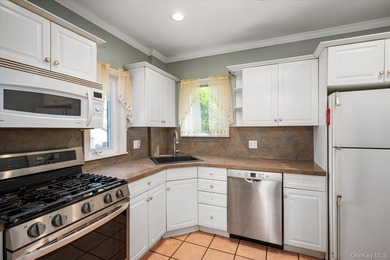 Beautifully Maintained 4-Bedroom Colonial Offering The Perfect - photo 13