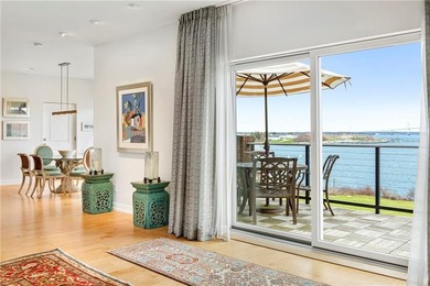 Perched on the top floor of the Bonniecrest estate, this - photo 13