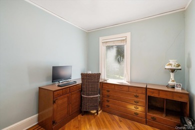 Beautifully Maintained 4-Bedroom Colonial Offering The Perfect - photo 18