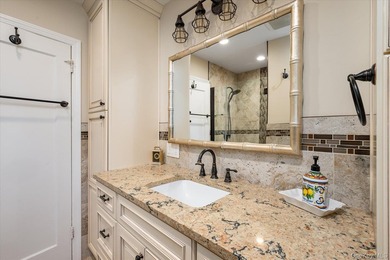 Beautifully Maintained 4-Bedroom Colonial Offering The Perfect - photo 21