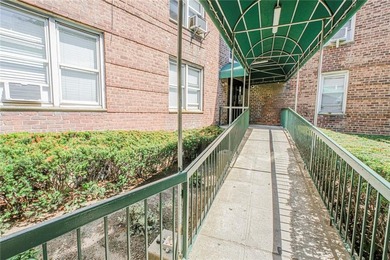 Welcome to this cozy 450 sqft studio co-op, perfectly designed