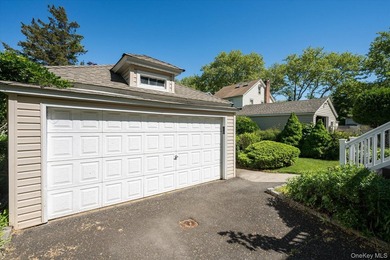 Beautifully Maintained 4-Bedroom Colonial Offering The Perfect - photo 28