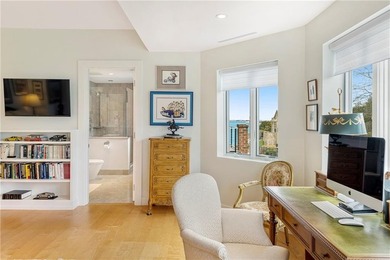 Perched on the top floor of the Bonniecrest estate, this - photo 31
