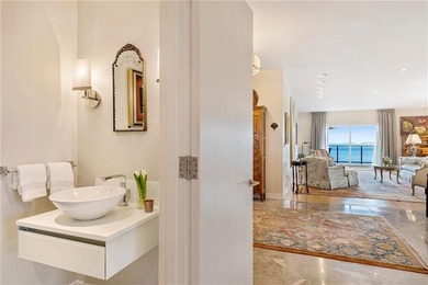 Perched on the top floor of the Bonniecrest estate, this - photo 35