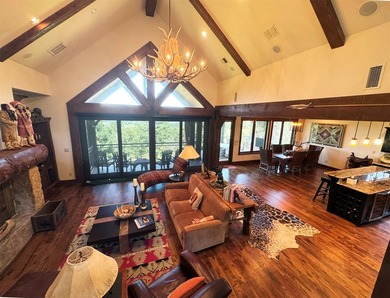 Eagle's Nest View with Rocky Mountain Vibe-Texas Chic at its - photo 8