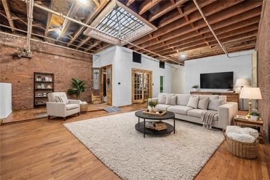 Welcome to your future haven at 100 Prince Street, Penthouse - photo 12