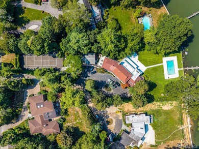 Welcome to an extraordinary opportunity to own a magnificent - photo 5