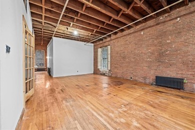 Welcome to your future haven at 100 Prince Street, Penthouse - photo 16