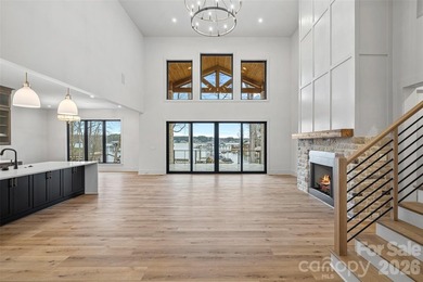 Beautiful Custom Waterfront Home - No HOA! Exceptional custom - photo 20