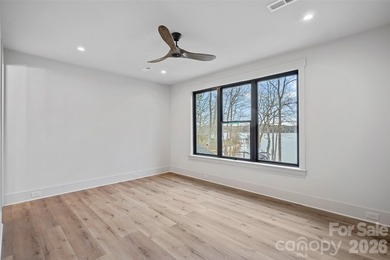 Beautiful Custom Waterfront Home - No HOA! Exceptional custom - photo 23