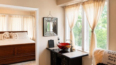 Located just a short walk to Cape May's beautiful beaches and - photo 29