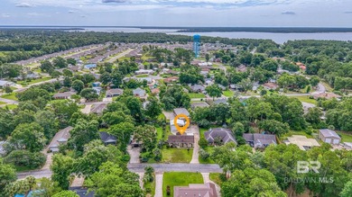 Gorgeous Coastal Home with exceptional craftsmanship and - photo 32