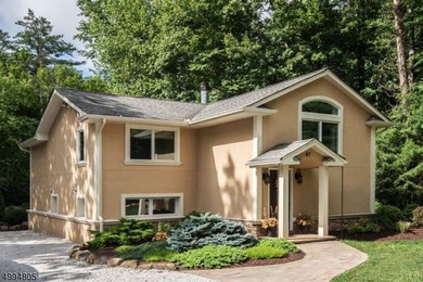 Upper Greenwood Lake Home For Sale in West Milford New Jersey