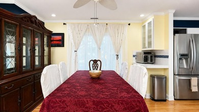 Located just a short walk to Cape May's beautiful beaches and - photo 47