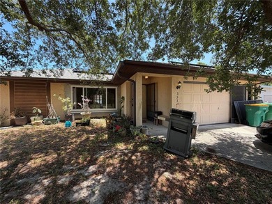 Short Sale. Third Party Approval Required This 2-bedroom, 2-bath - photo 3