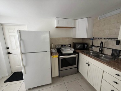 Under contract-accepting backup offers. Short Sale. Third Party - photo 9