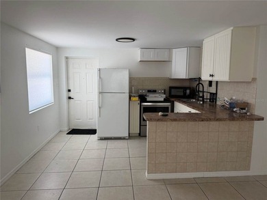Under contract-accepting backup offers. Short Sale. Third Party - photo 10