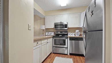 Welcome to this beautifully furnished, rental-ready 2-bedroom - photo 5