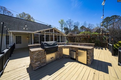 Welcome to your dream waterfront retreat on Lake Murray! Located - photo 11