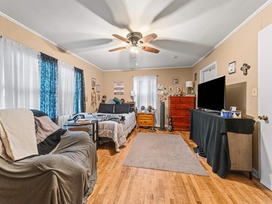 Nestled in a convenient Hot Springs location, this 3-bedroom, 1 - photo 18