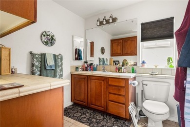 Two Detached Homes - Up to 10 Parking Spaces - Near the Beach - photo 20