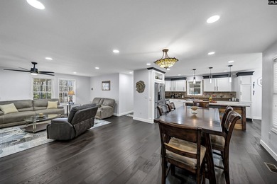 Welcome to your dream waterfront retreat on Lake Murray! Located - photo 22