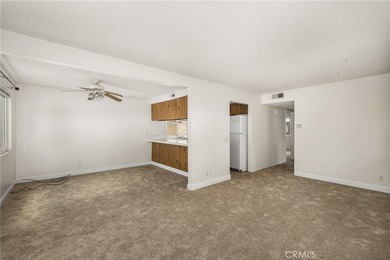 Two Detached Homes - Up to 10 Parking Spaces - Near the Beach - photo 26