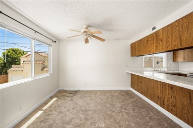 Two Detached Homes - Up to 10 Parking Spaces - Near the Beach - photo 30