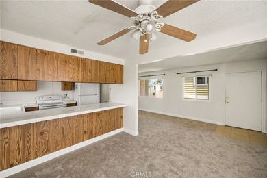 Two Detached Homes - Up to 10 Parking Spaces - Near the Beach - photo 31