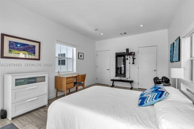 Light-filled and move-in ready, this walled and gated corner-lot - photo 34