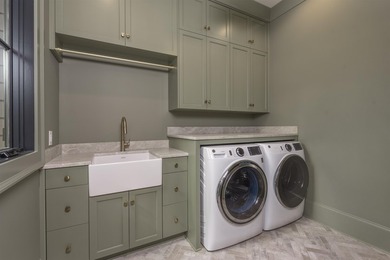 New for 2025 built by Hutchcroft Homes - This quality custom - photo 42