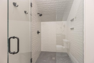 New for 2025 built by Hutchcroft Homes - This quality custom - photo 47
