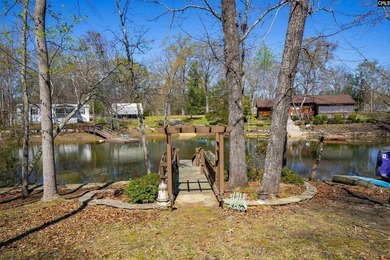 Welcome to your dream waterfront retreat on Lake Murray! Located - photo 60