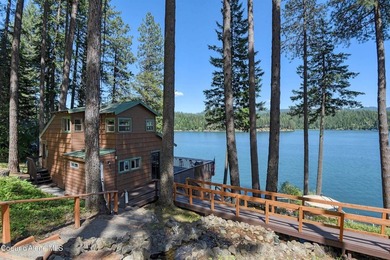 Over 200 feet of Hayden Lake frontage on the coveted close side - photo 3