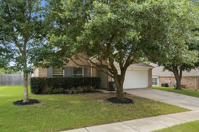 Welcome to this beautiful home located in the highly desirable - photo 2