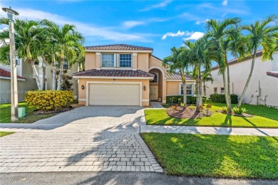 (private lake, pond, creek) Home For Sale in Miramar Florida