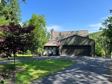 Peace and tranquility is what this lake front home offers! - photo 1
