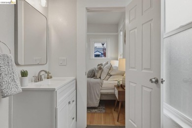 **Transparent Price** Berkeley charm, thoughtful updates, and a - photo 19