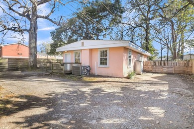 Rarely does a multifamily opportunity like this become available - photo 18