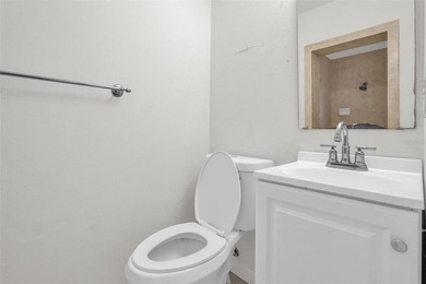 Virtually Staged. Welcome home! Check out this beautiful 4 - photo 20