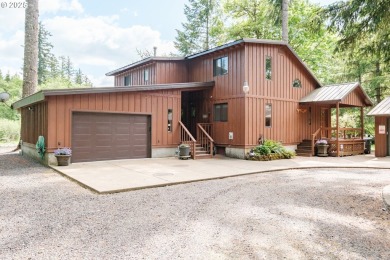 Lake Home For Sale in Stayton, Oregon