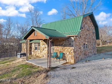 Well-maintained home on just over an acre of private land in the - photo 31