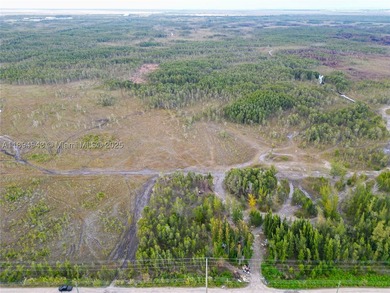 Lowest price in the area! Perfect opportunity for investors and - photo 4