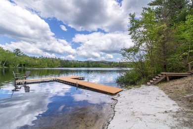 Discover year-round lakeside living with this inviting 3-bedroom - photo 4