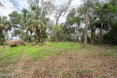 A Rare Find In The Highly Desirable Spanish Wells Area Of Hilton - photo 6
