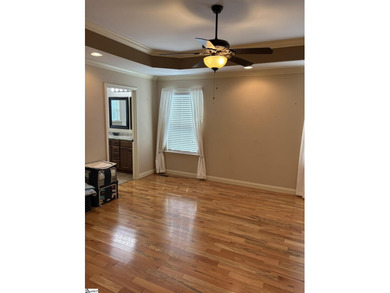 HANDICAP ACCESSIBLE! Welcome home to this beautifully maintained - photo 8